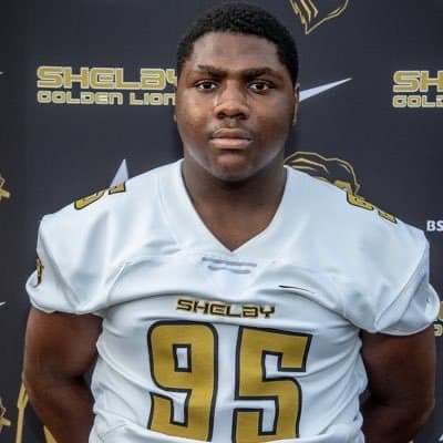 FE5DF077-34EB-44B0-A77A-7B2D9ED302CB